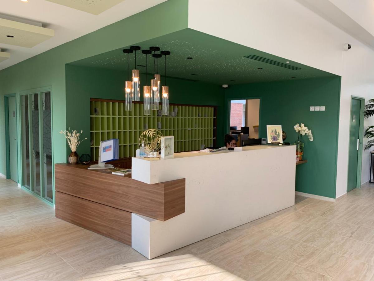 Domitys Les Cepages Aparthotel Gaillac Exteriör bild