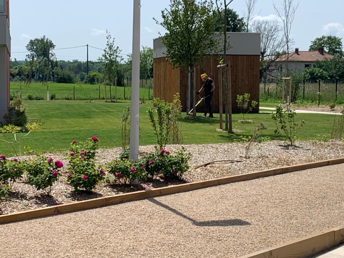 Domitys Les Cepages Aparthotel Gaillac Exteriör bild